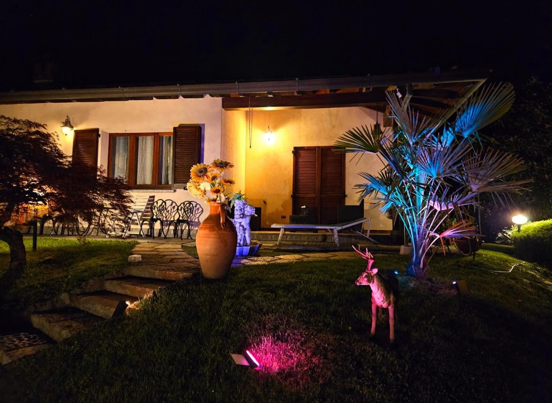 B&B Margot Albavilla Esterno foto